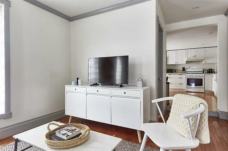 Charming 3Br In West Queen West By Sonder Toronto Canada